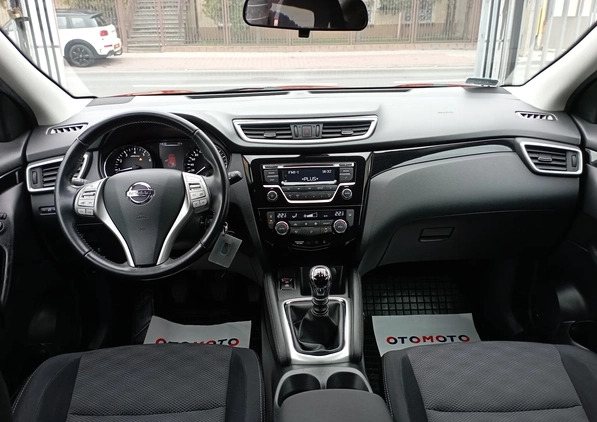 Nissan Qashqai cena 58900 przebieg: 76000, rok produkcji 2016 z Częstochowa małe 232